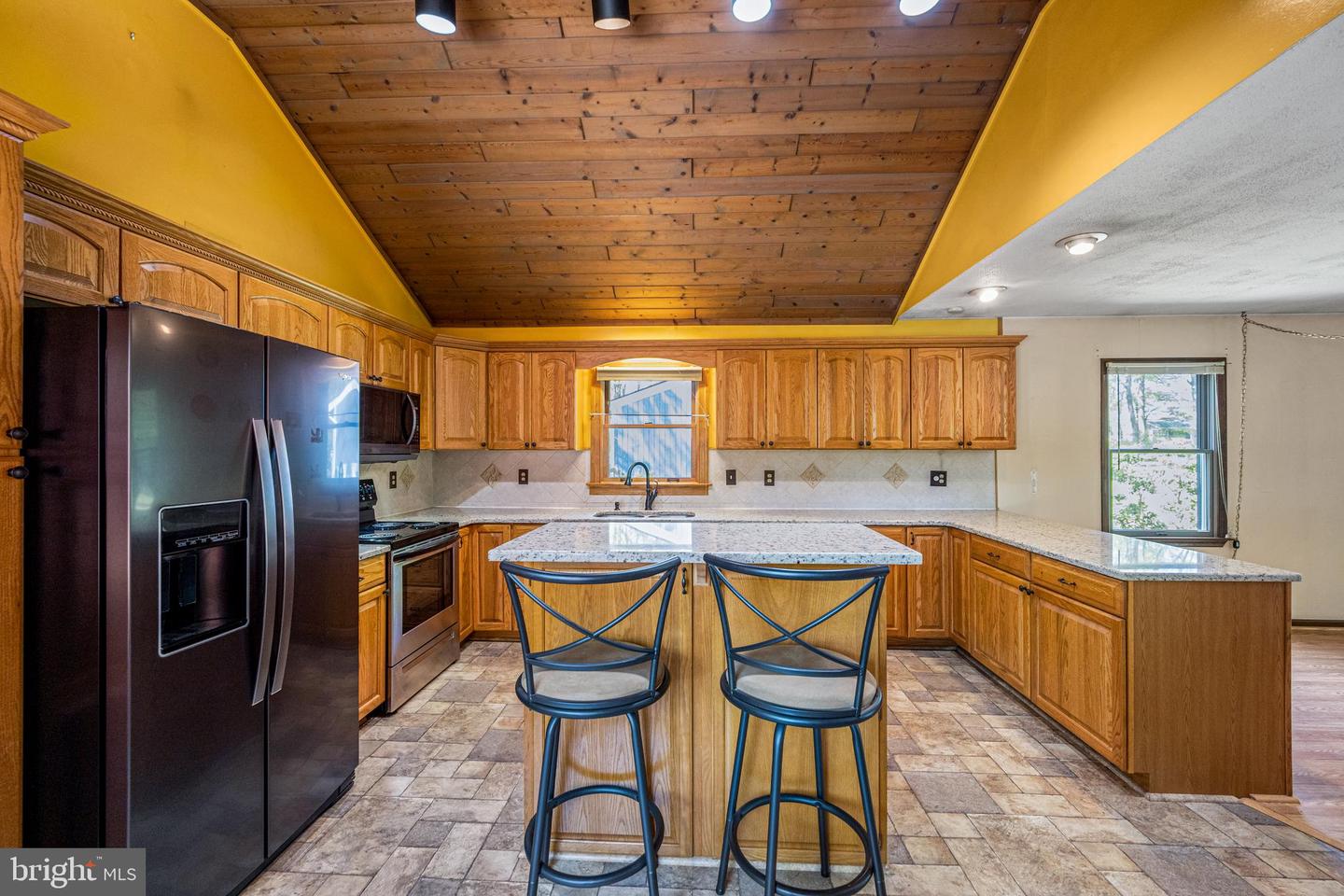 200 Queens Colony High Rd