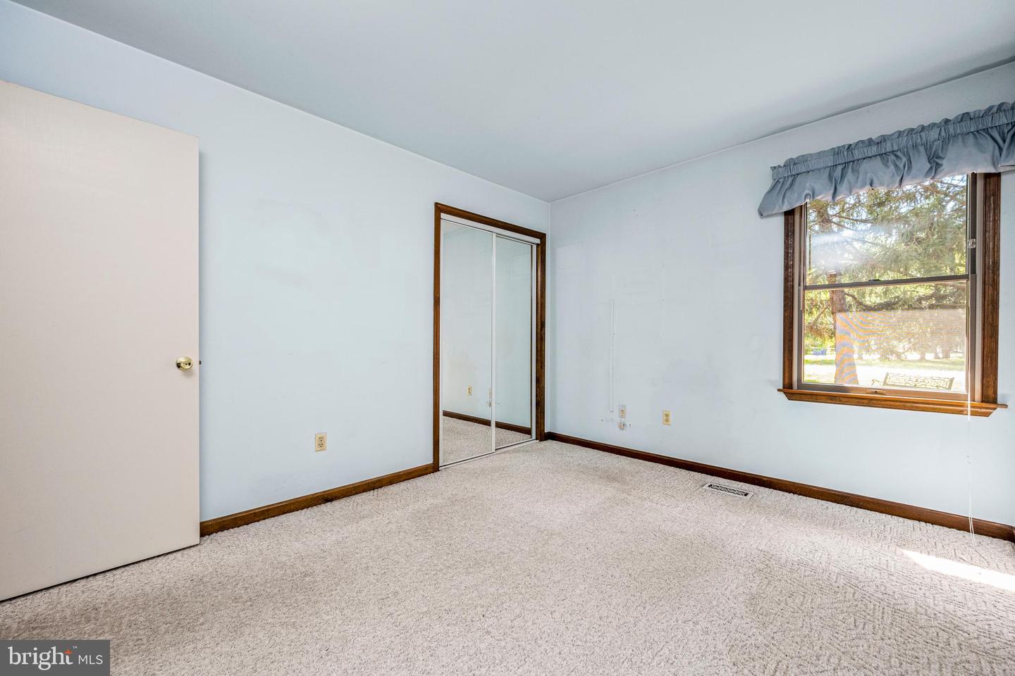 200 Queens Colony High Rd