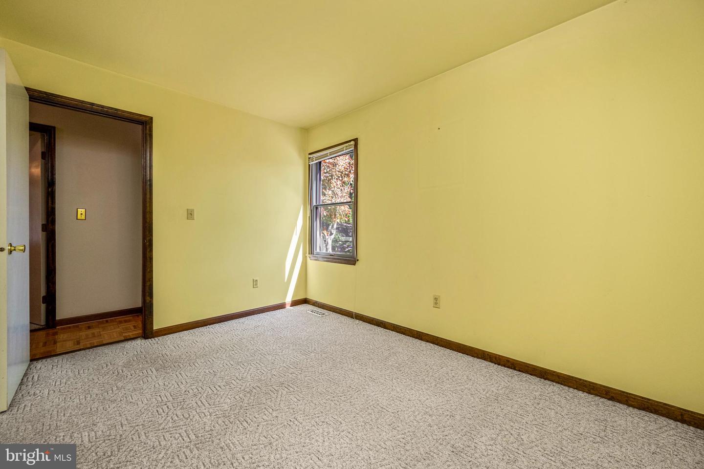 200 Queens Colony High Rd