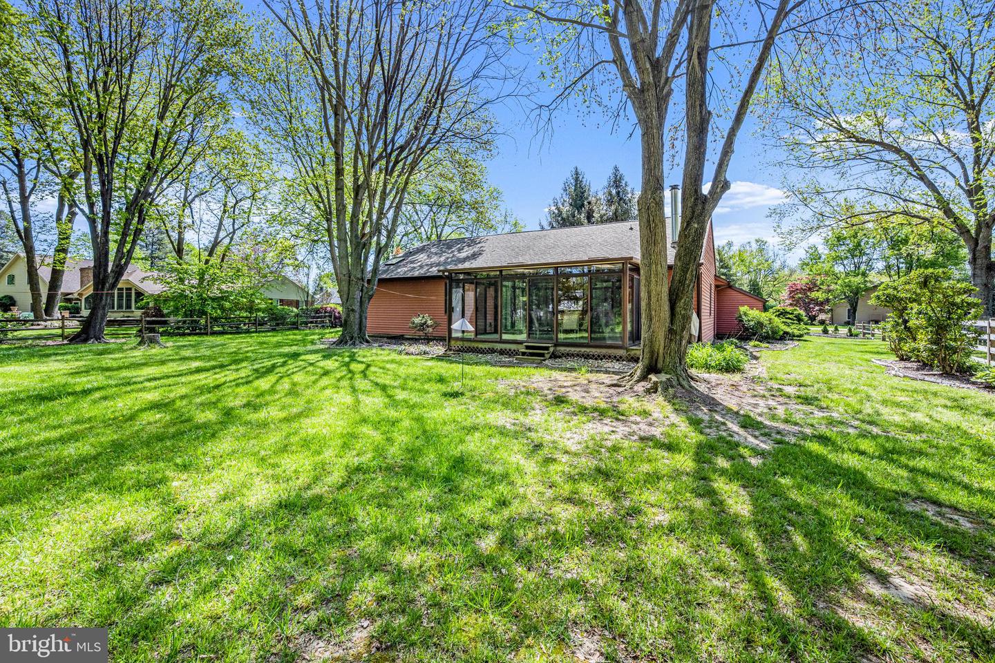 200 Queens Colony High Rd