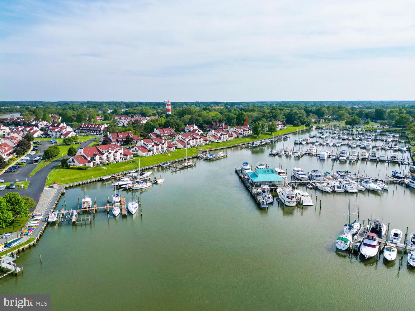 6-B Queen Victoria Way