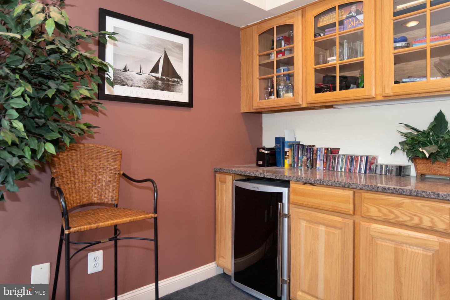 6-B Queen Victoria Way