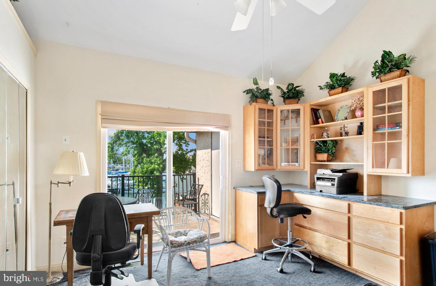 6-B Queen Victoria Way