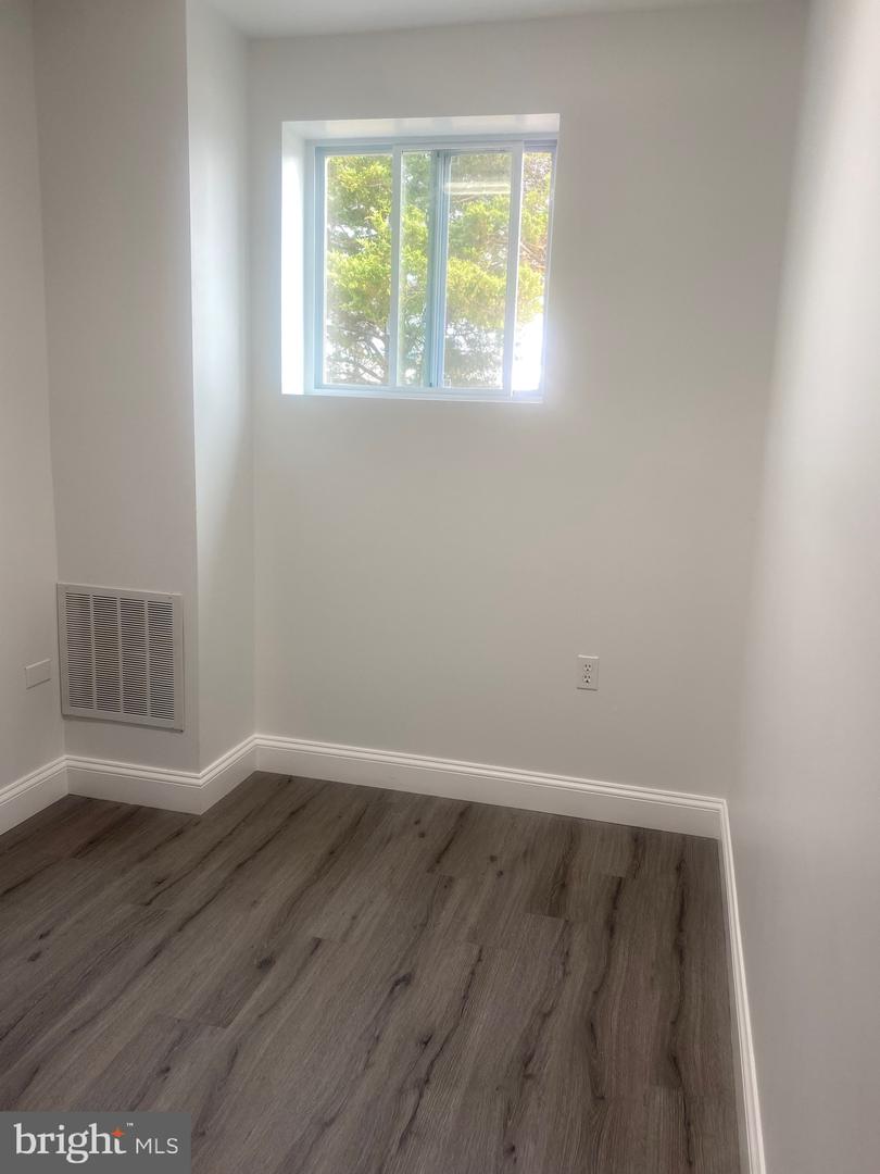 321 Piney Narrows Rd #1