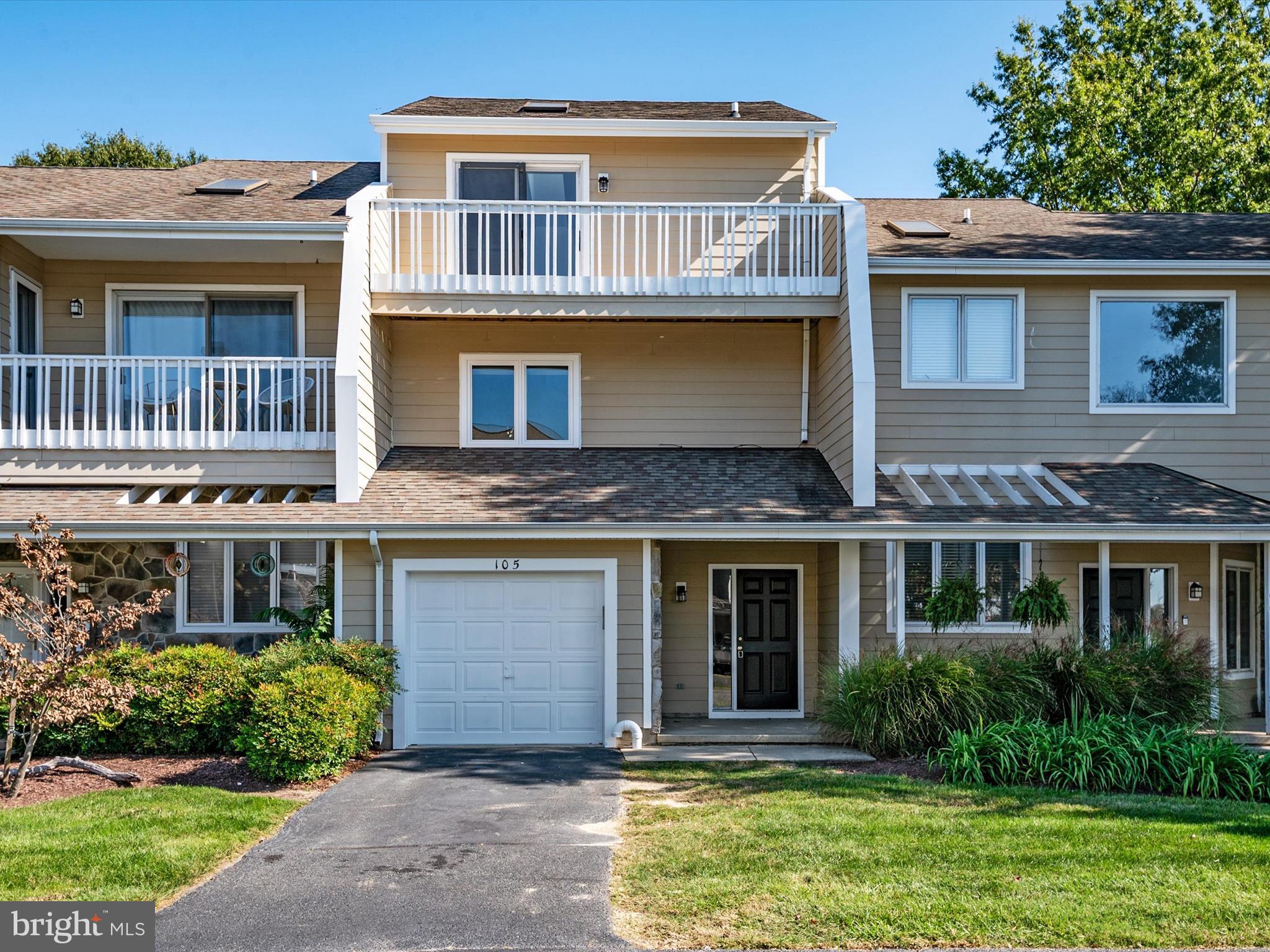 105 Bayview