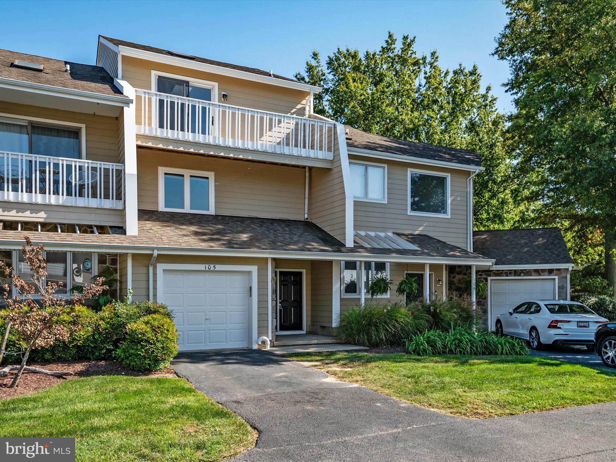 105 Bayview