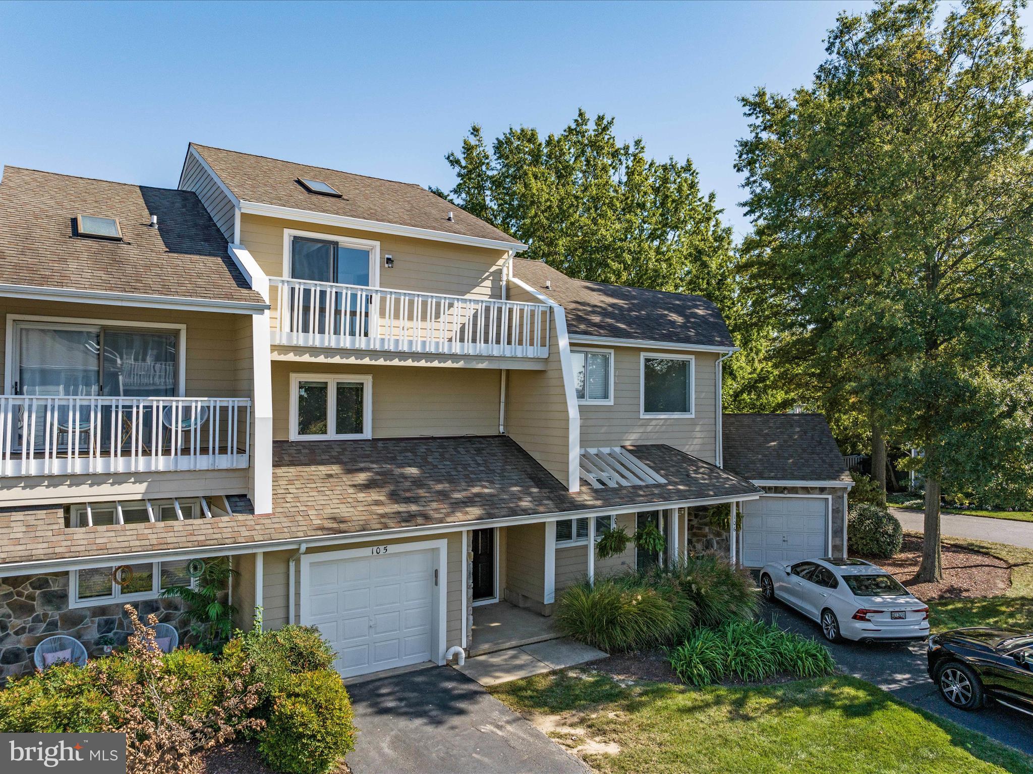 105 Bayview