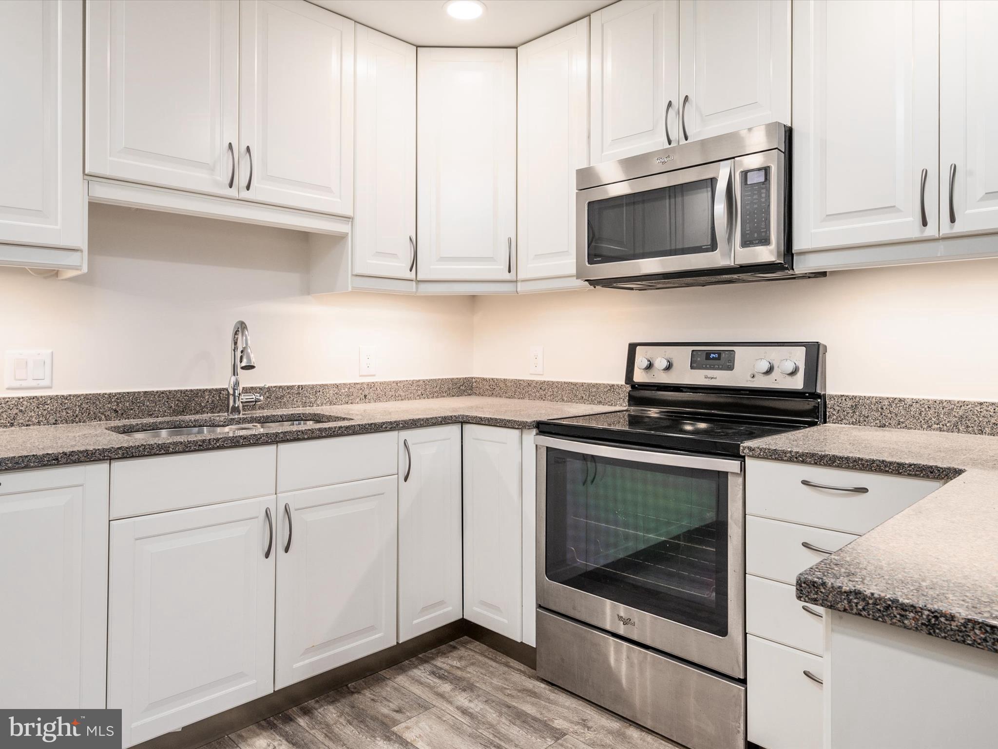 105 Bayview