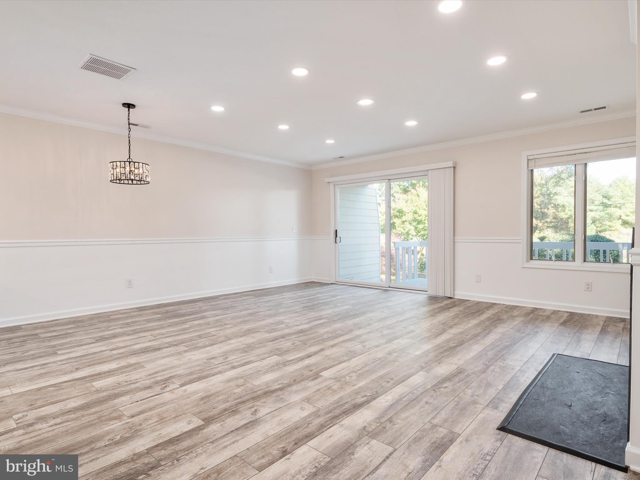 105 Bayview