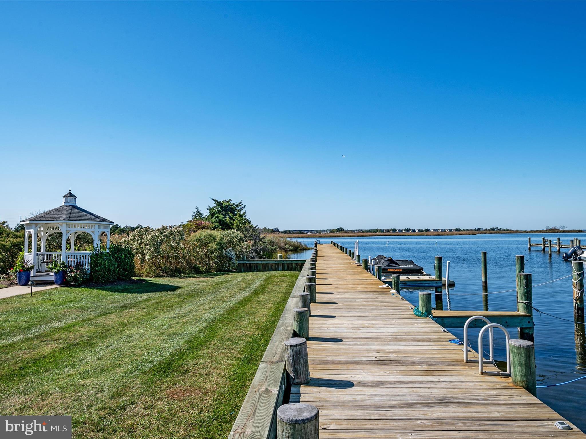 105 Bayview