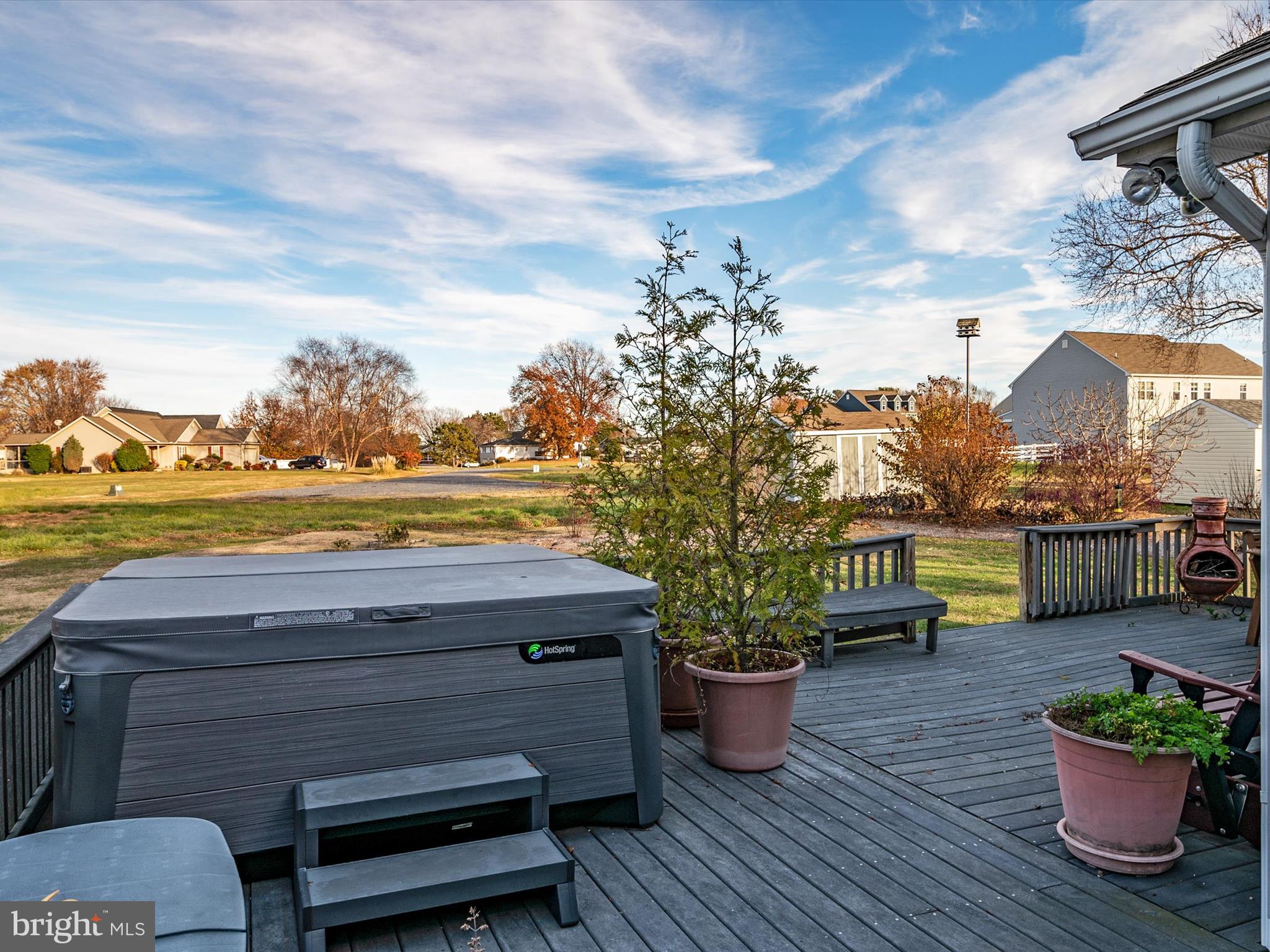 1409 Queen Anne Dr