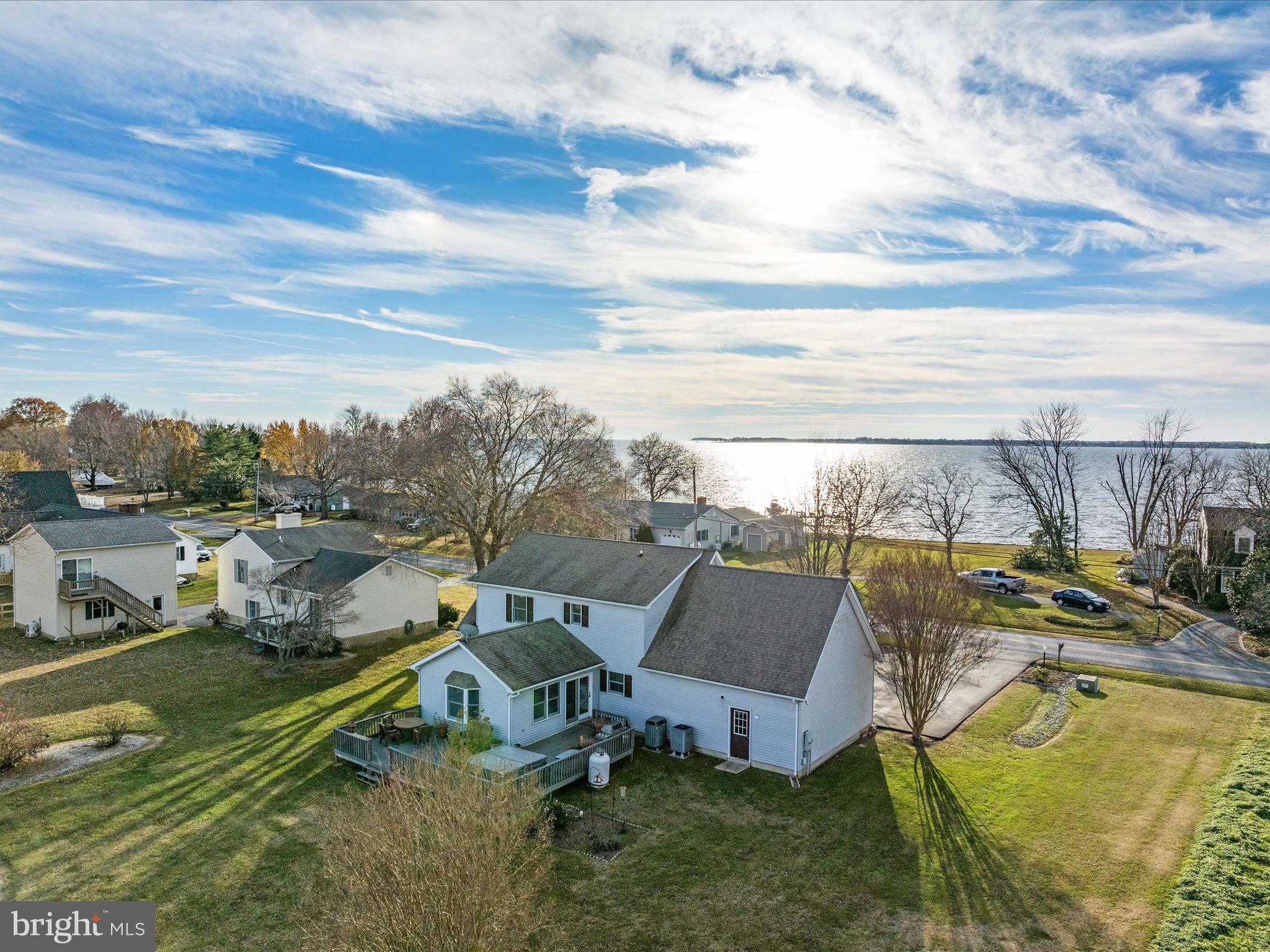 1409 Queen Anne Dr