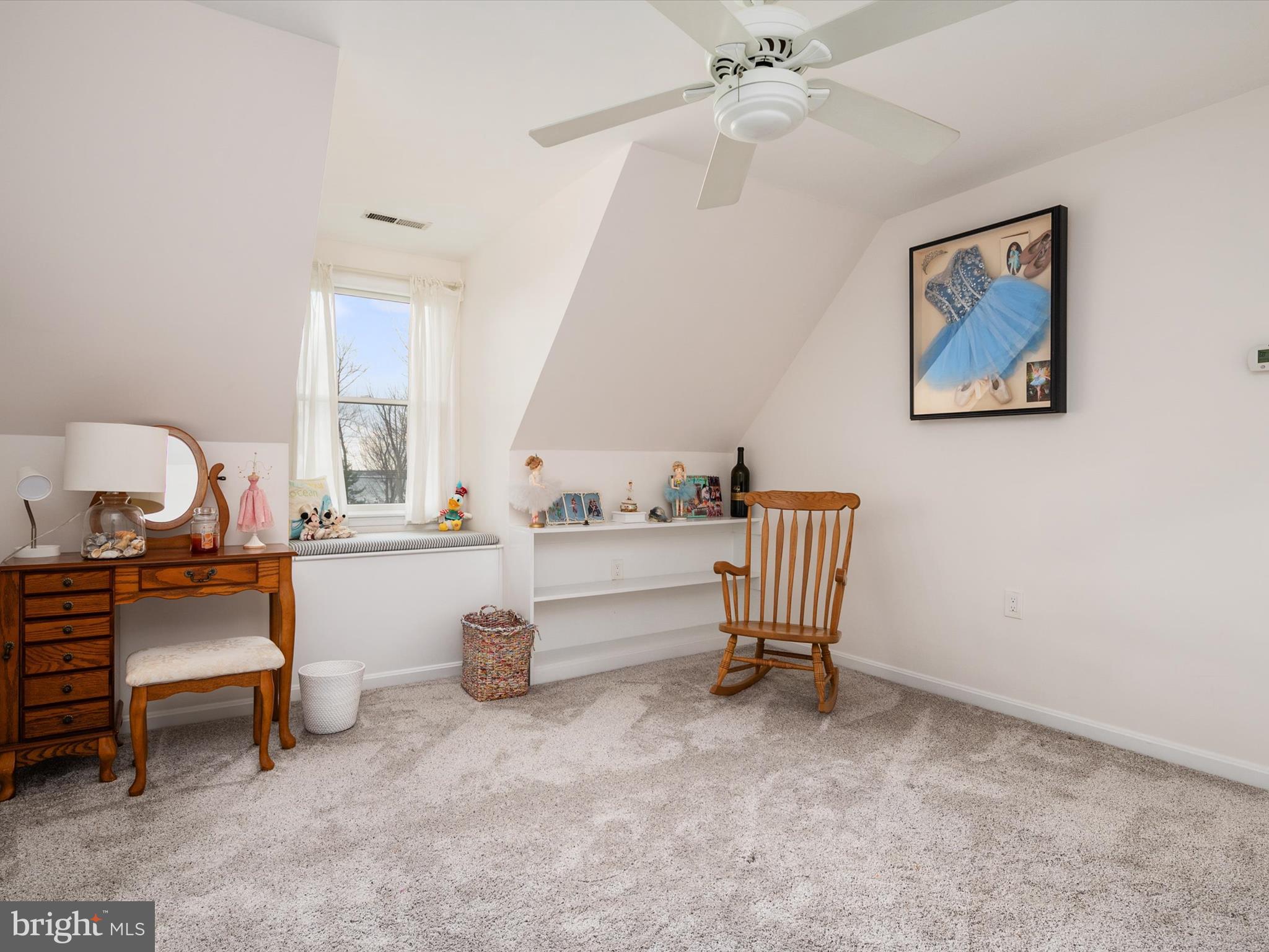 1409 Queen Anne Dr