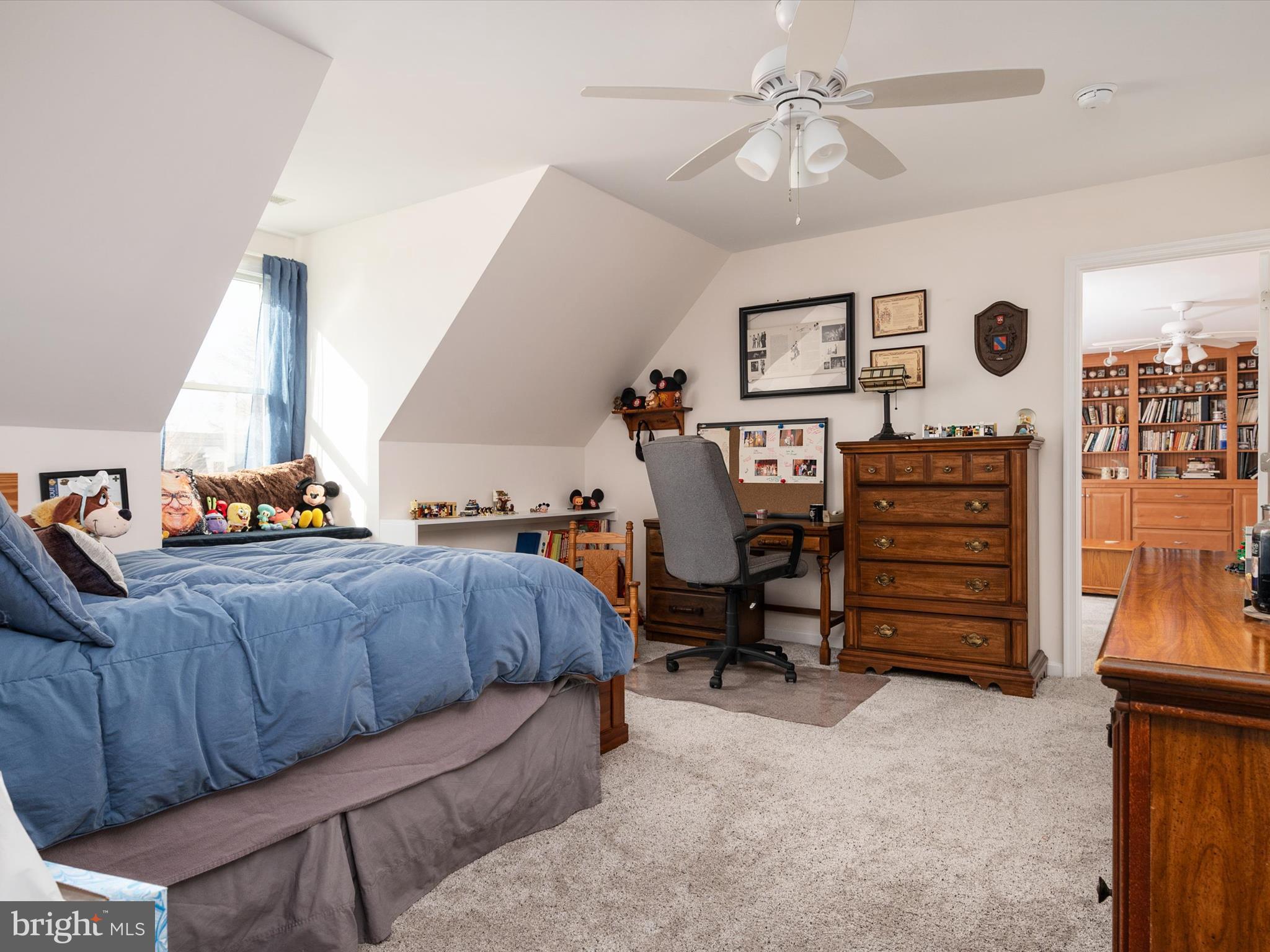 1409 Queen Anne Dr