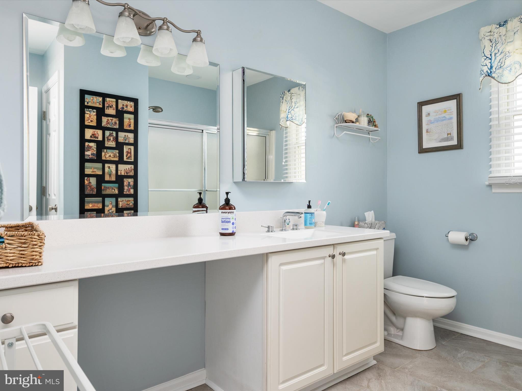 1409 Queen Anne Dr