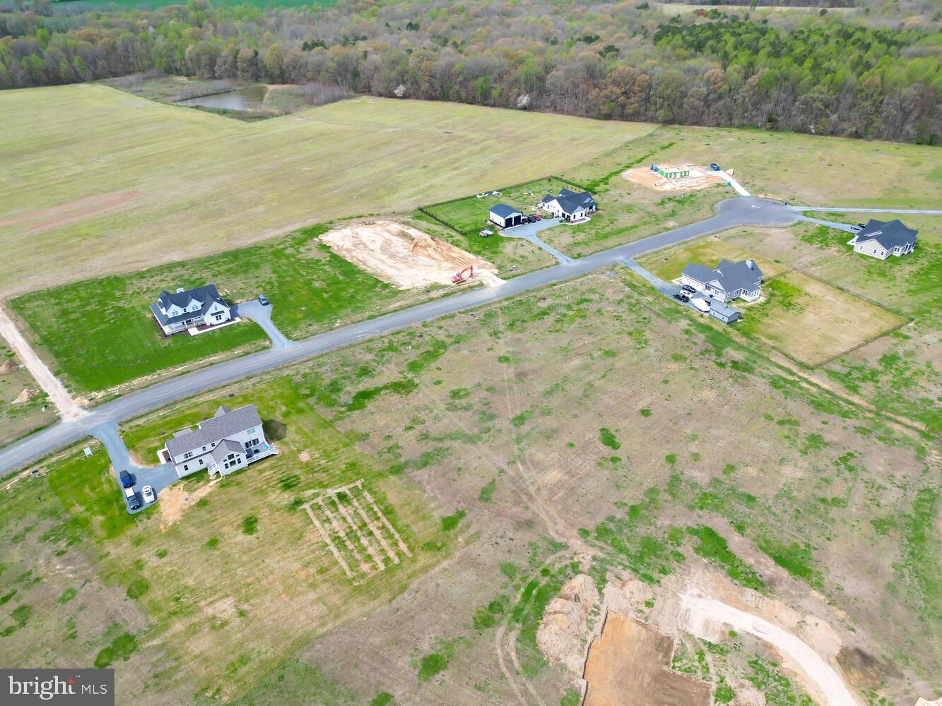 126 Woodfield Ct