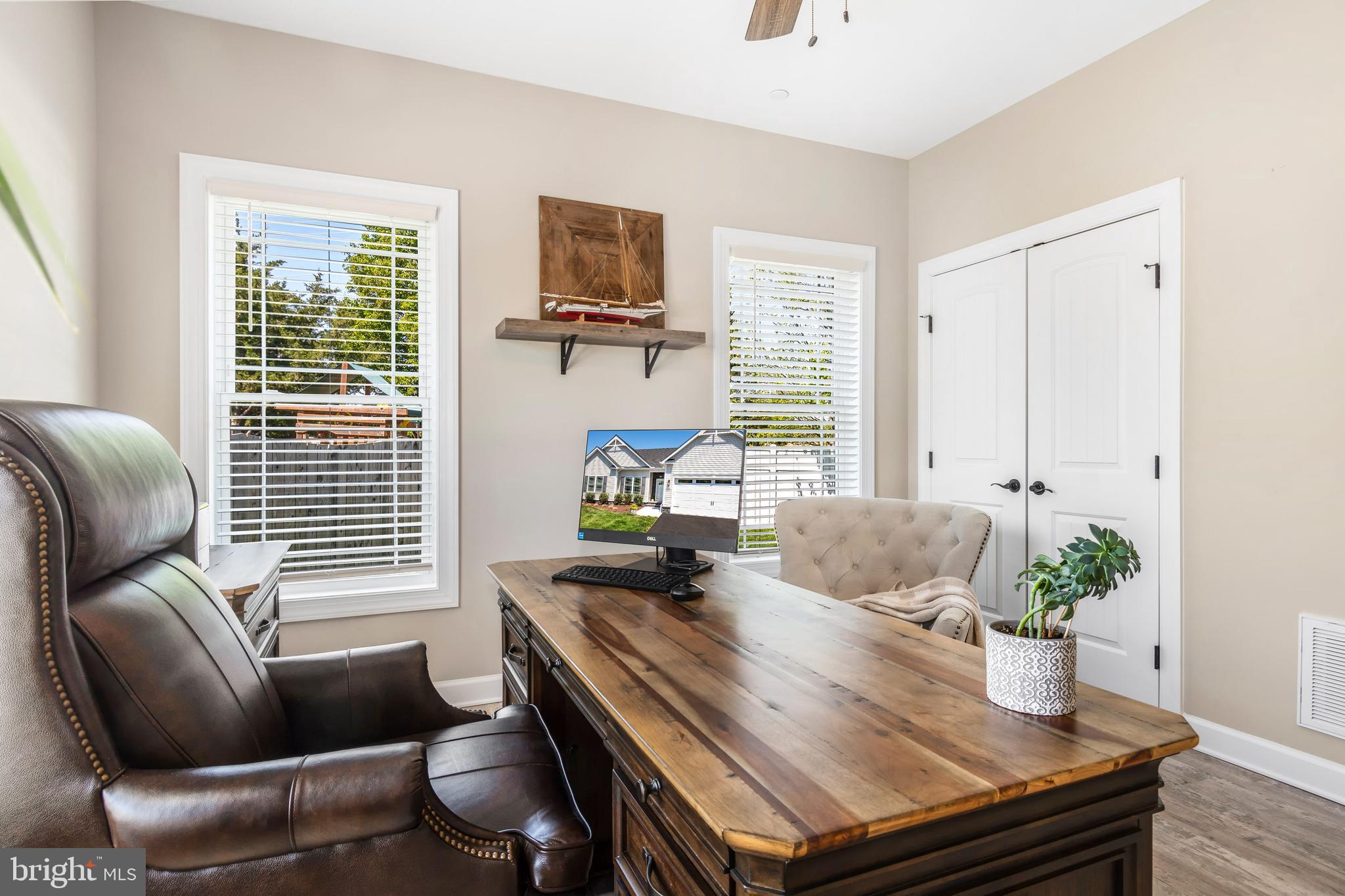 126 Woodfield Ct