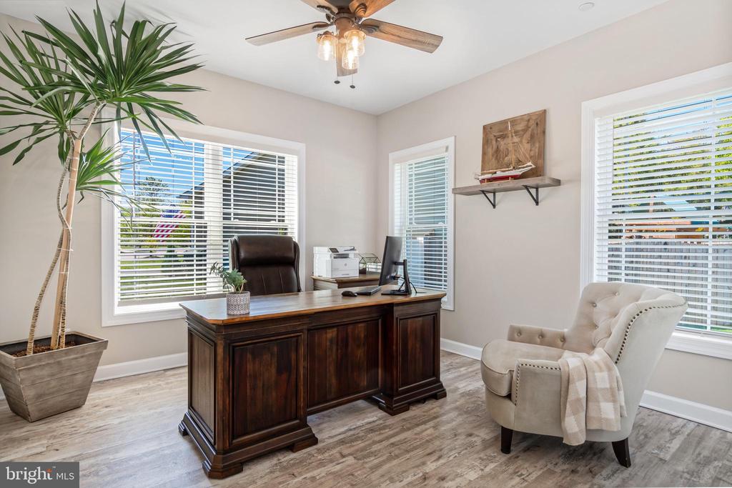 126 Woodfield Ct