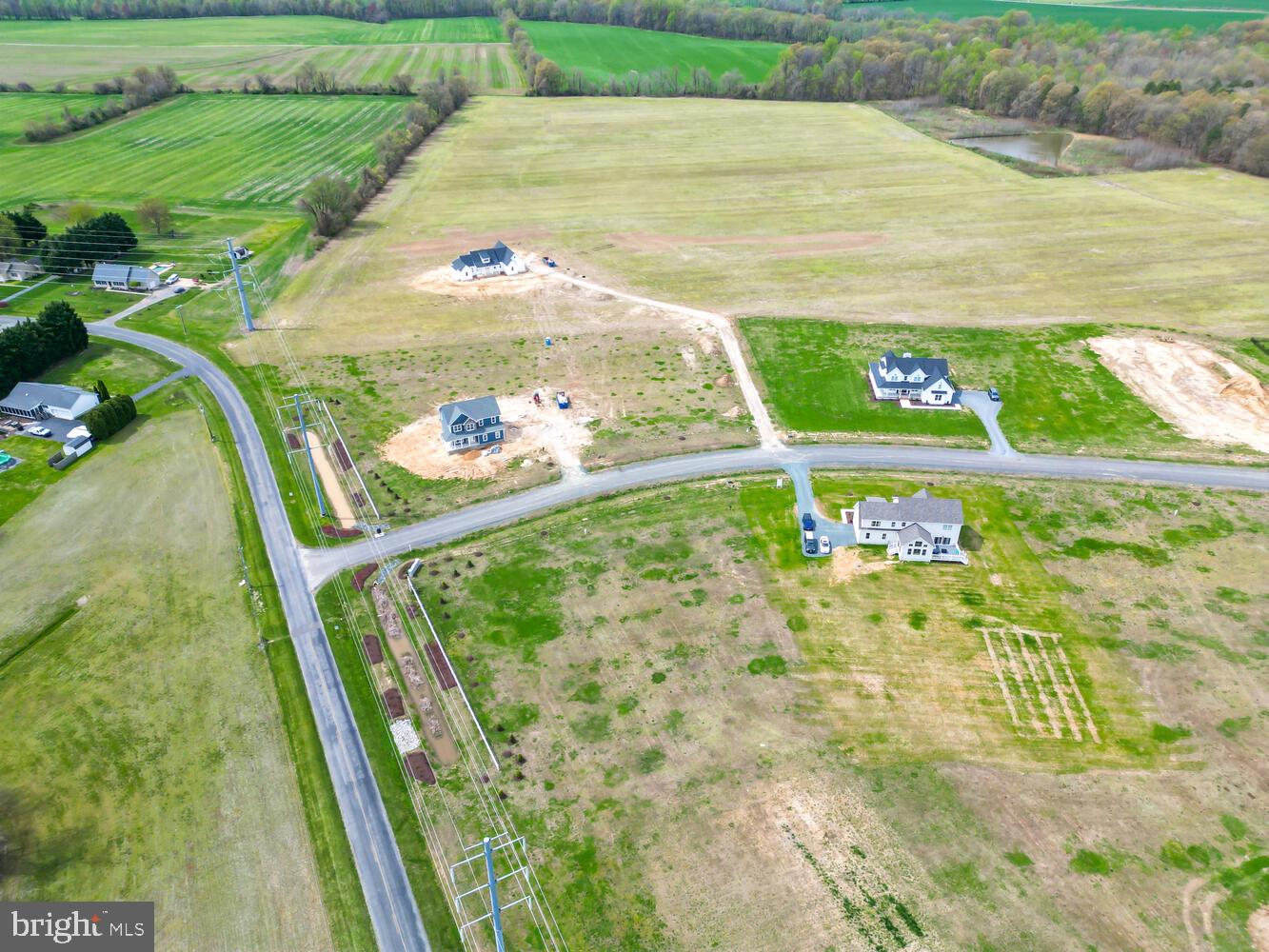 126 Woodfield Ct
