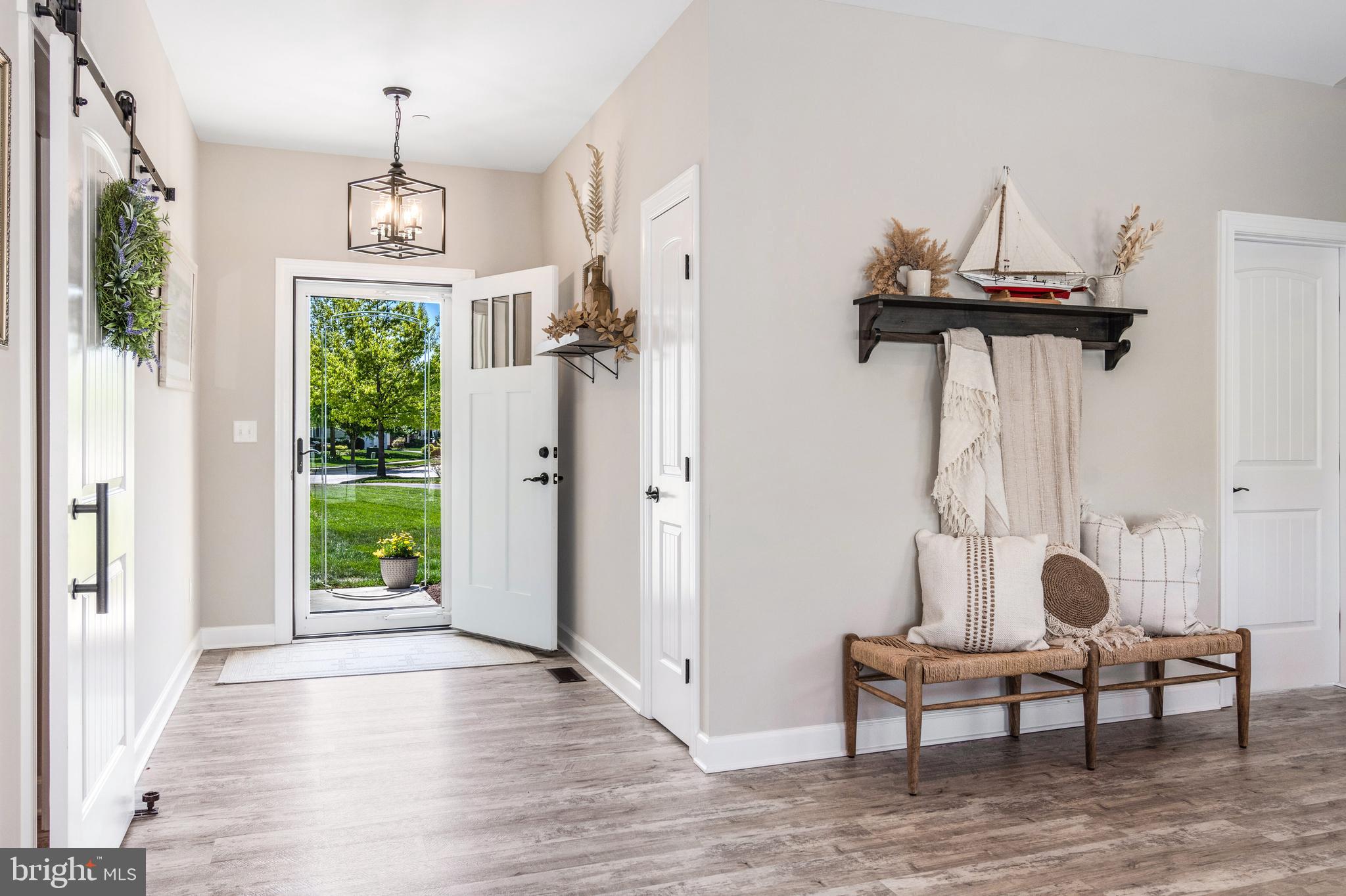 126 Woodfield Ct