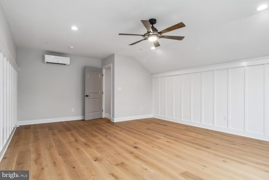 481 EAGLE MANOR ( LOT 16) DRIVE