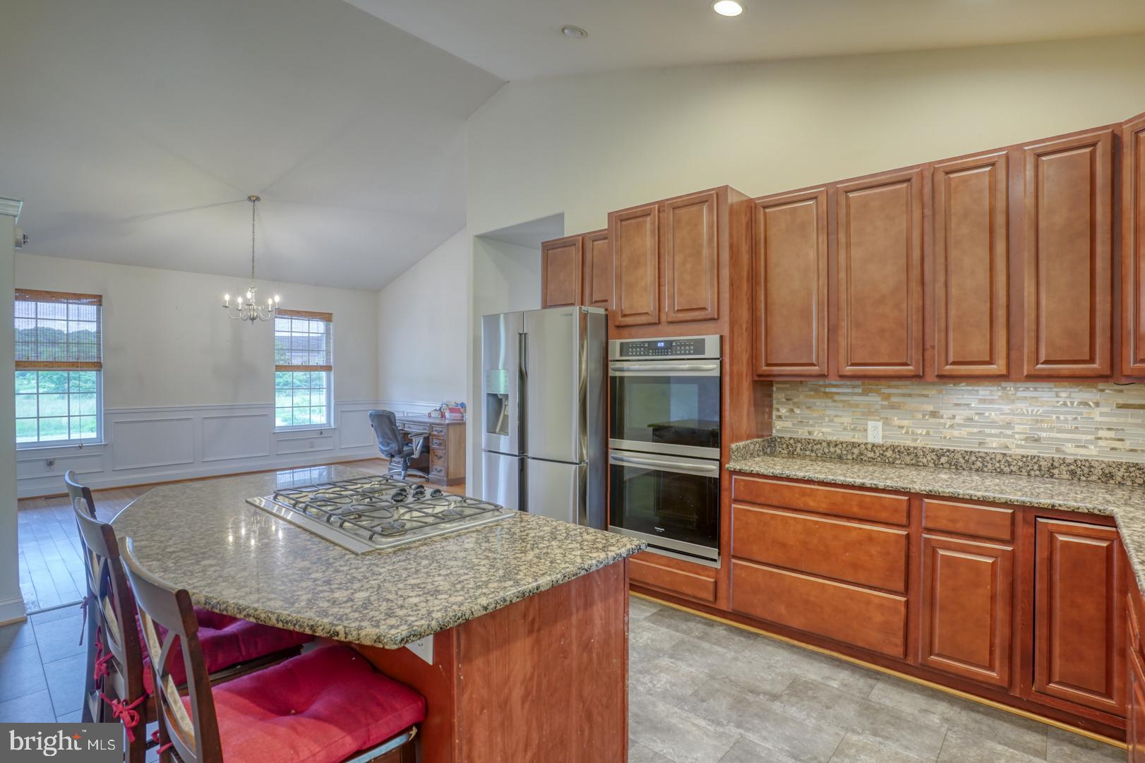104 Echo Ln