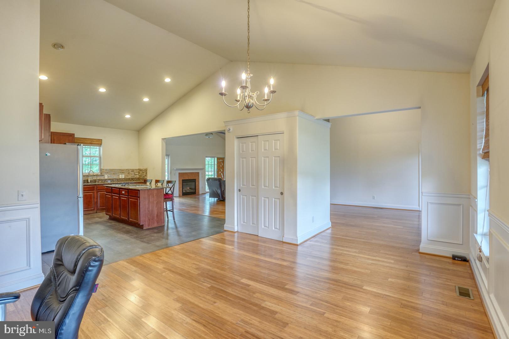 104 Echo Ln