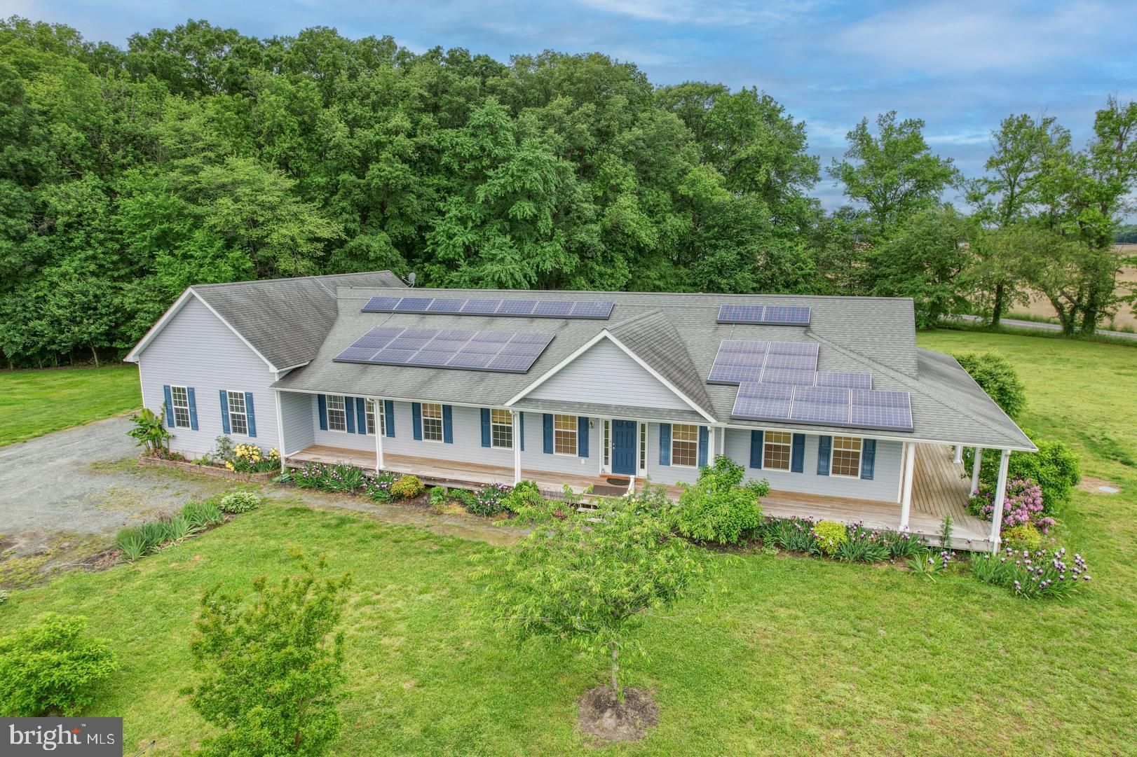 104 Echo Ln