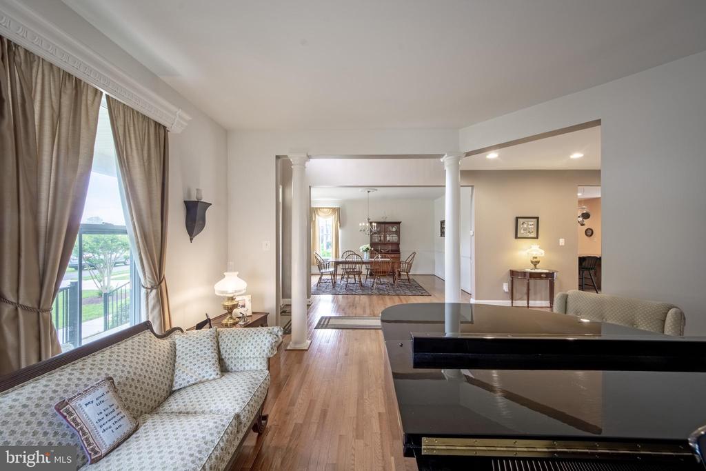 132 Crossgate Dr
