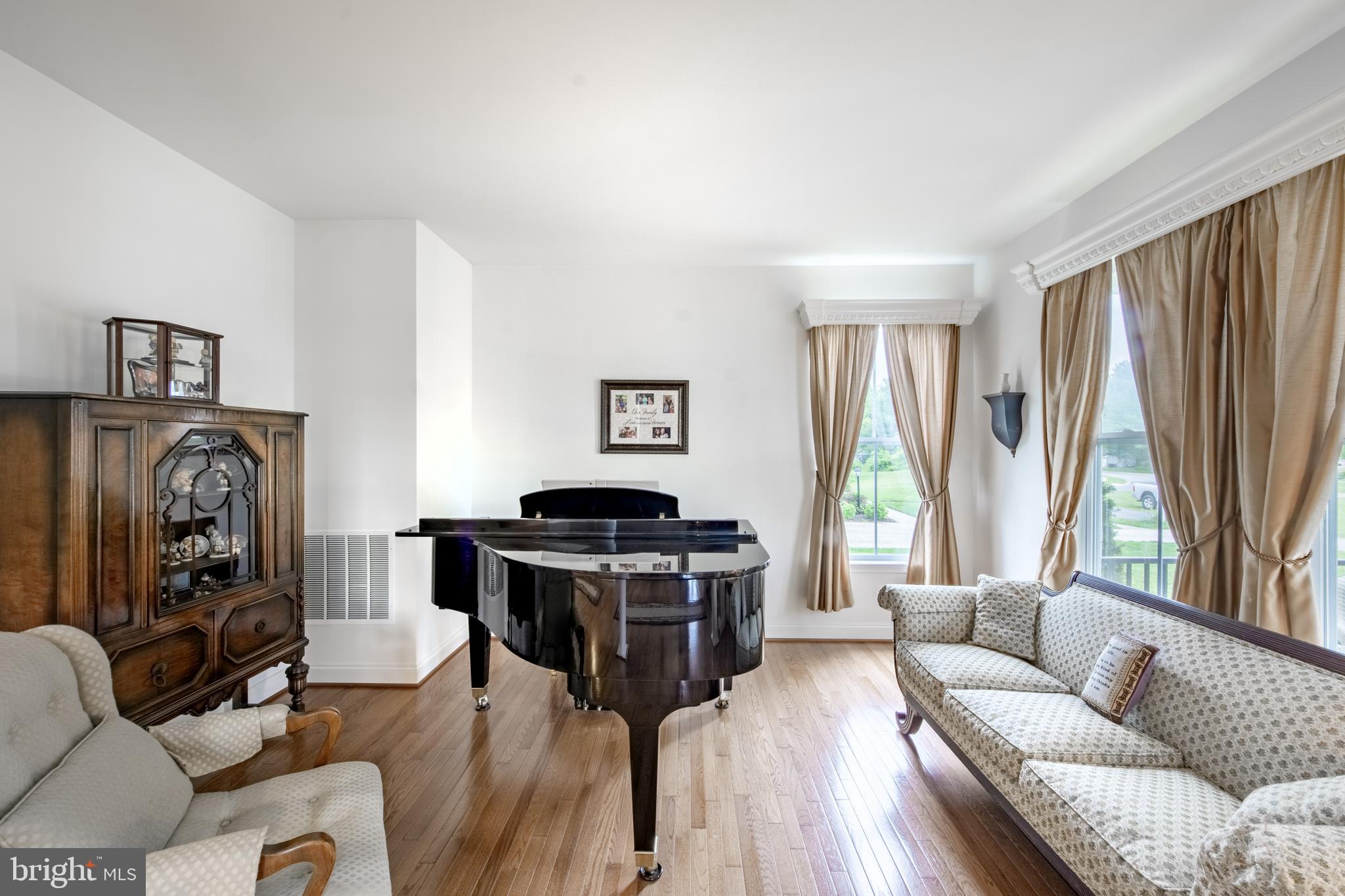 132 Crossgate Dr