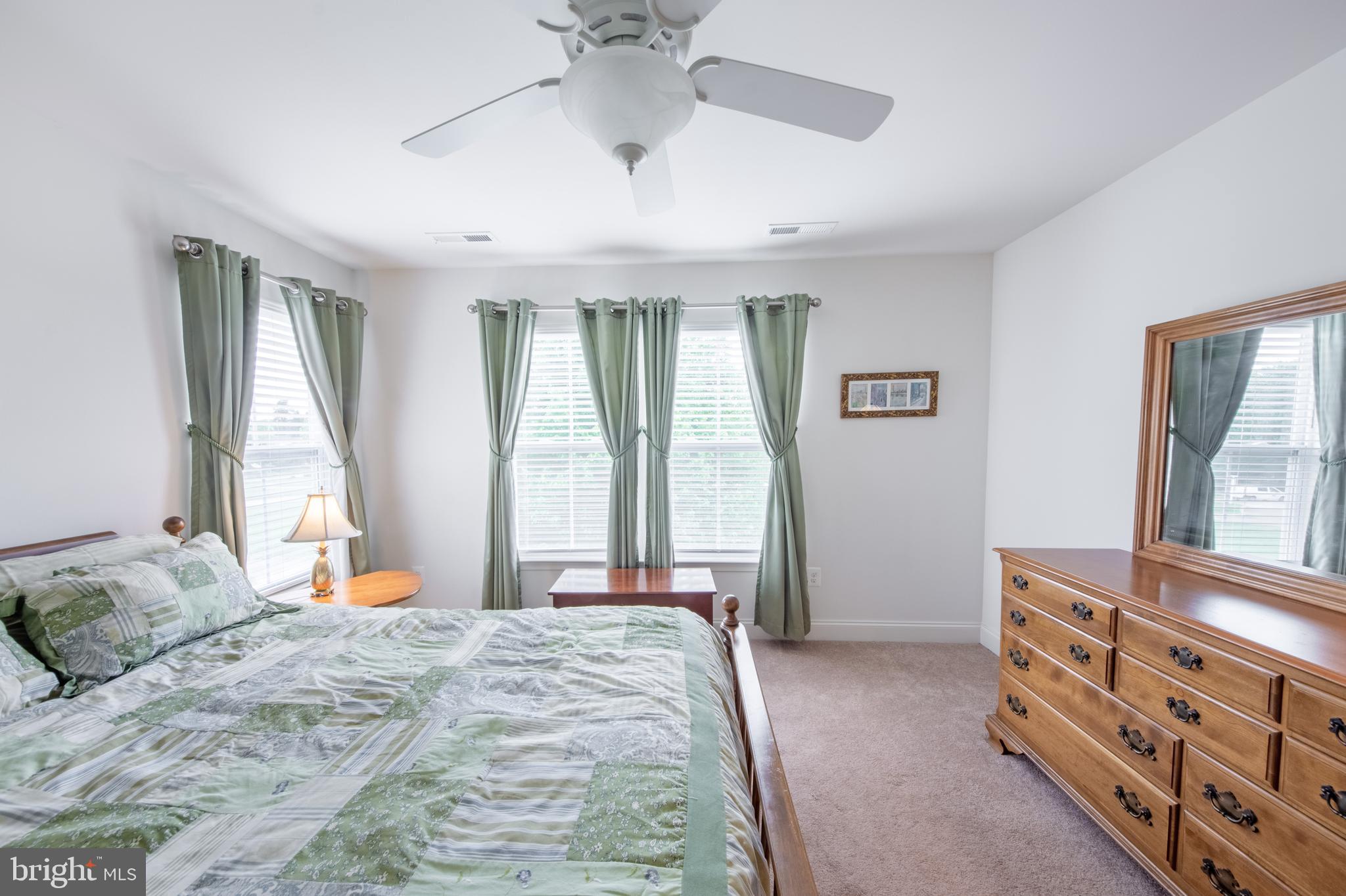 132 Crossgate Dr