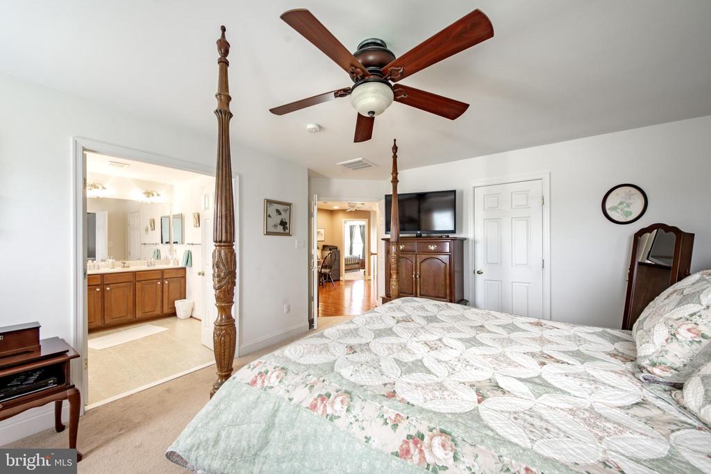 132 Crossgate Dr