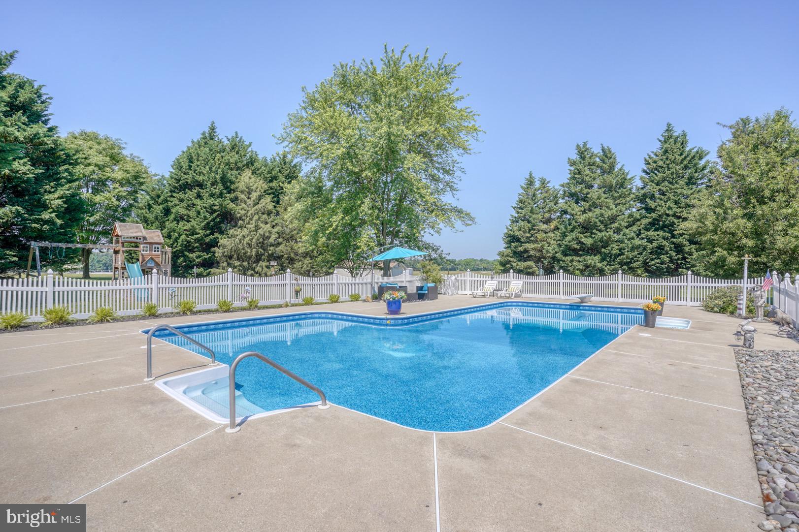 204 Winchester Dr