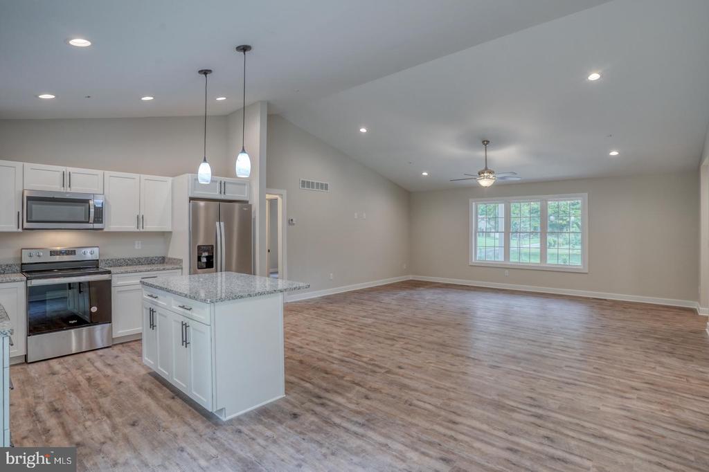 305 Coon Run Ln