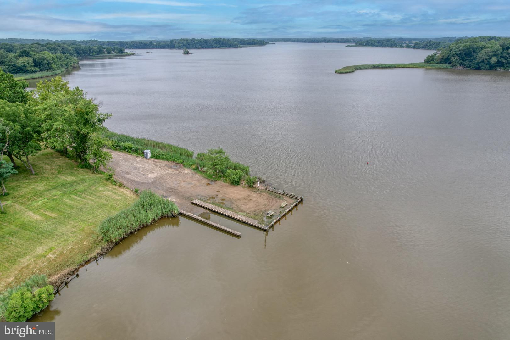 216 Flat Iron Square Rd