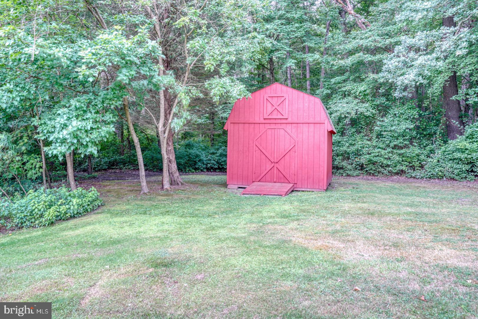 216 Flat Iron Square Rd