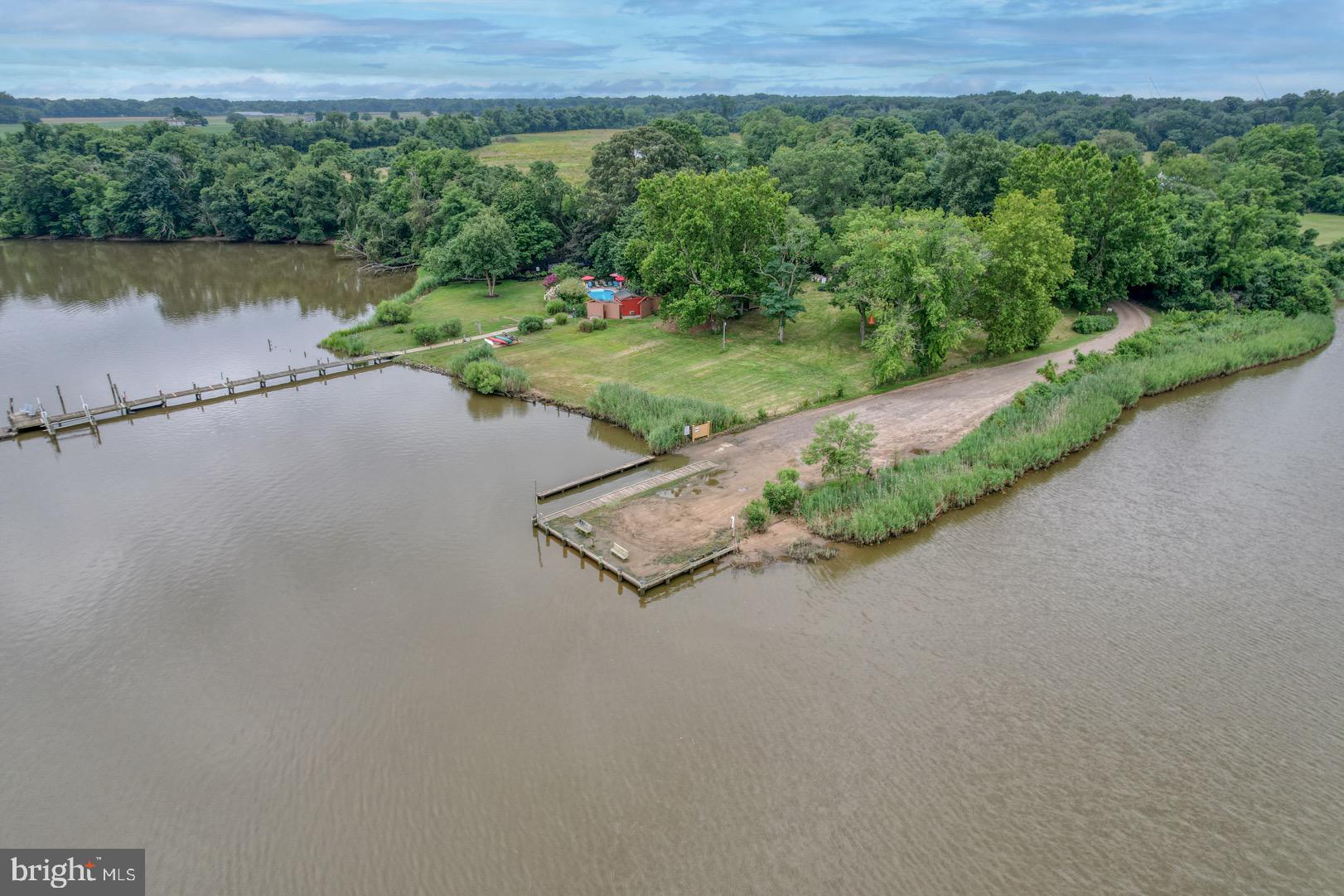 216 Flat Iron Square Rd