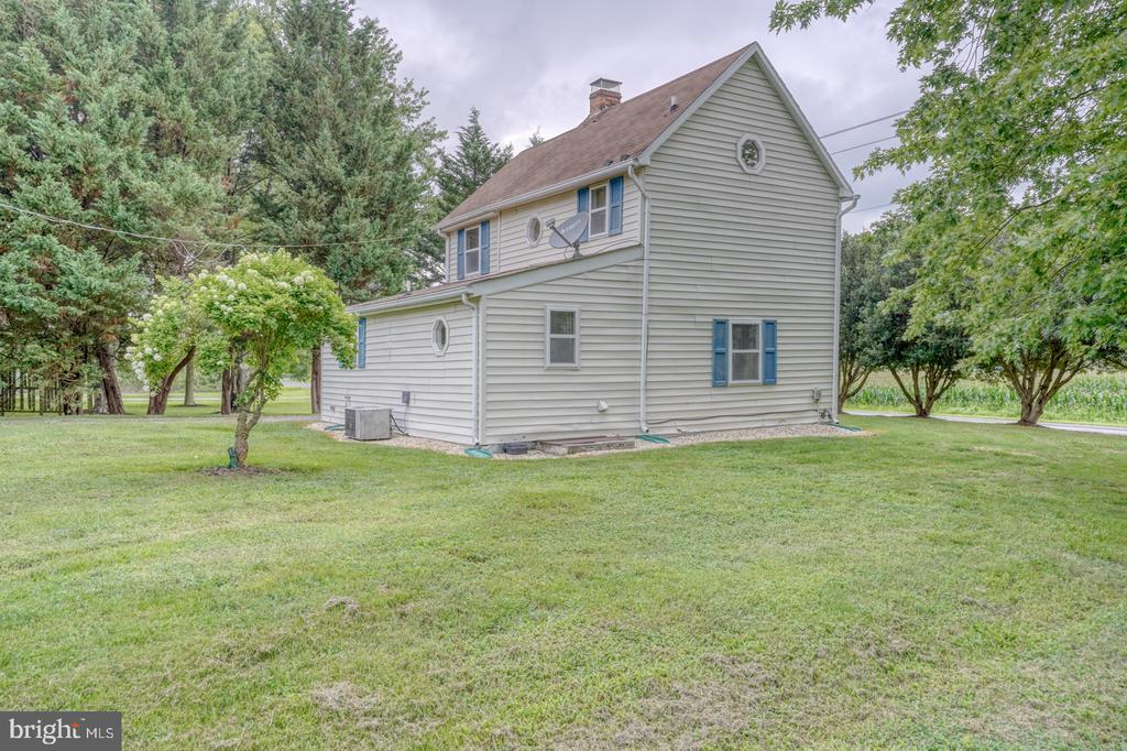 216 Flat Iron Square Rd