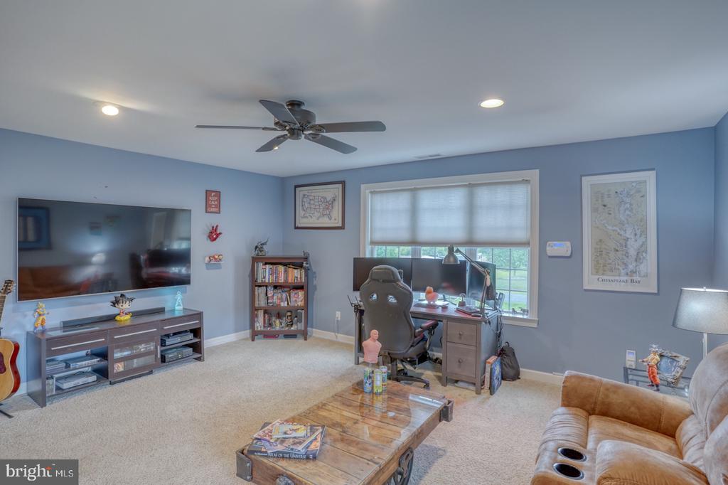 121 Browning Ln
