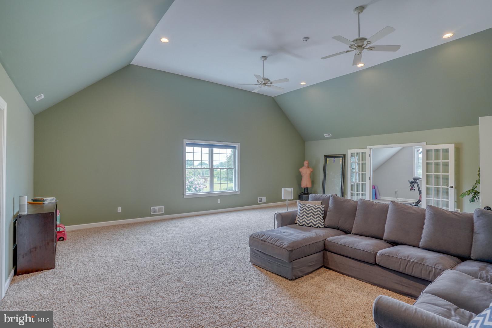 121 Browning Ln