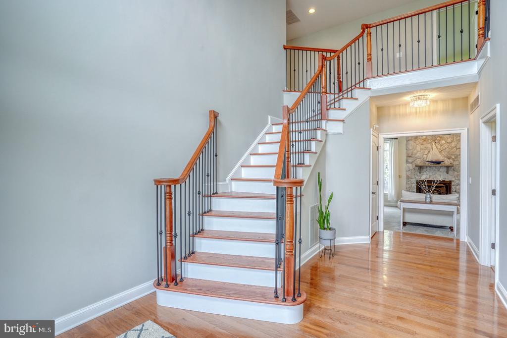 121 Browning Ln