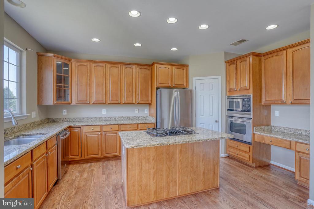 132 Meadowcroft Dr