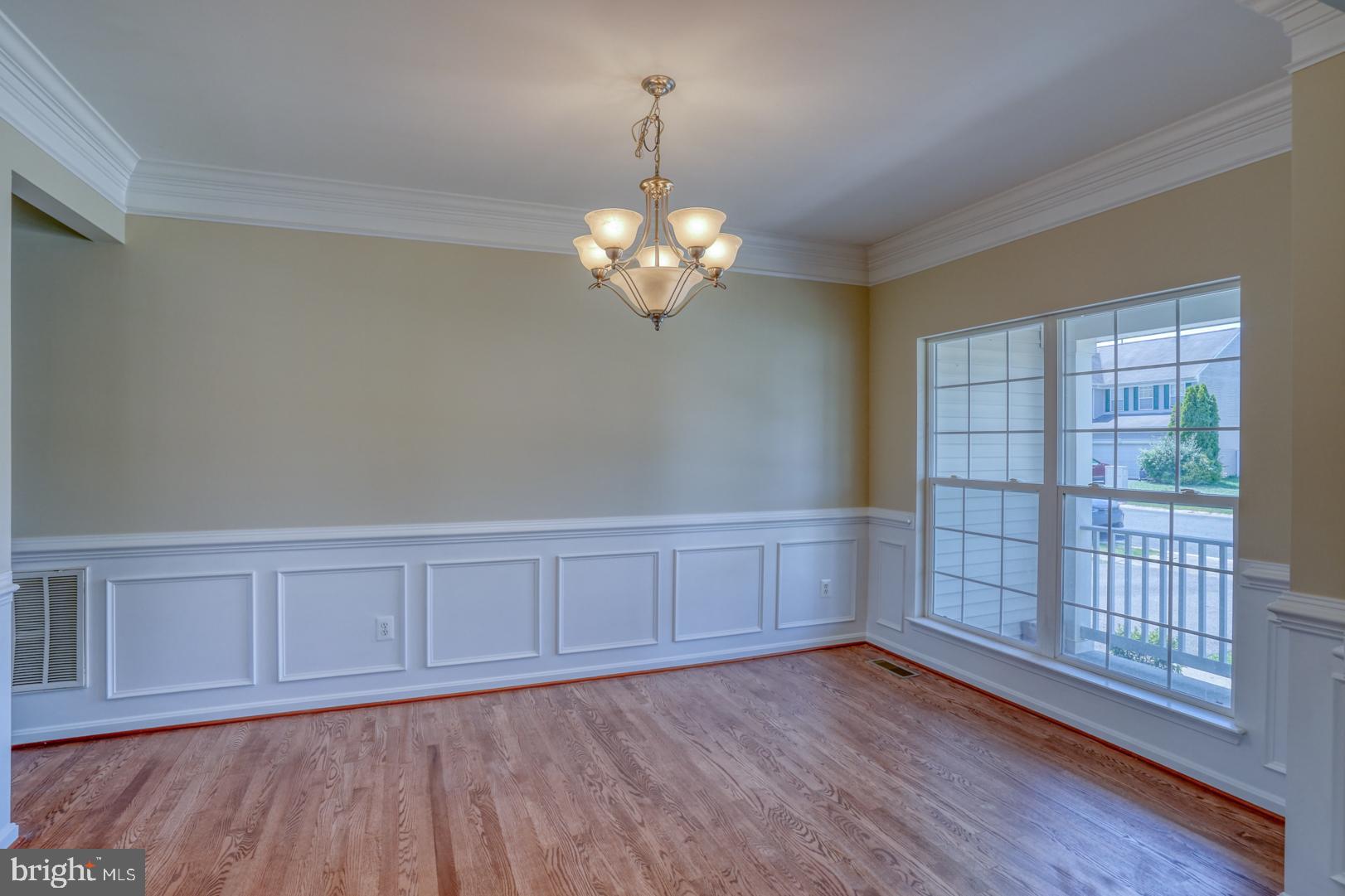 132 Meadowcroft Dr