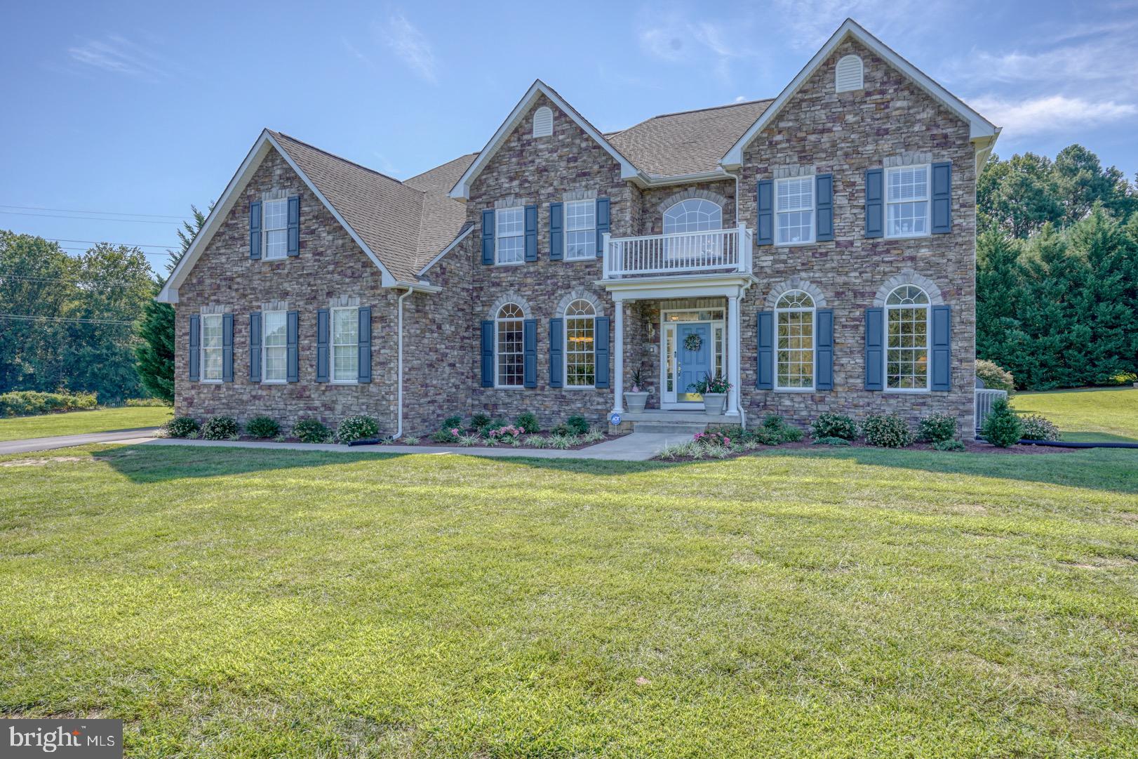 114 Gathering Ct