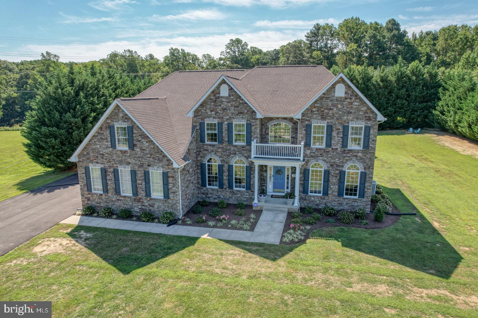 114 Gathering Ct