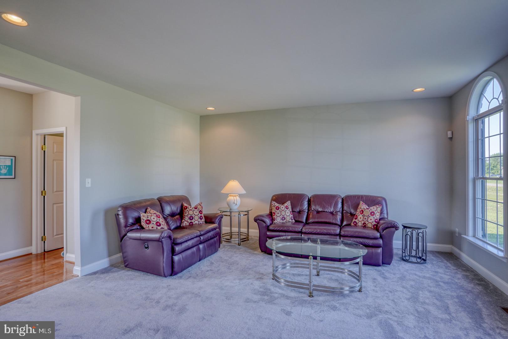 114 Gathering Ct