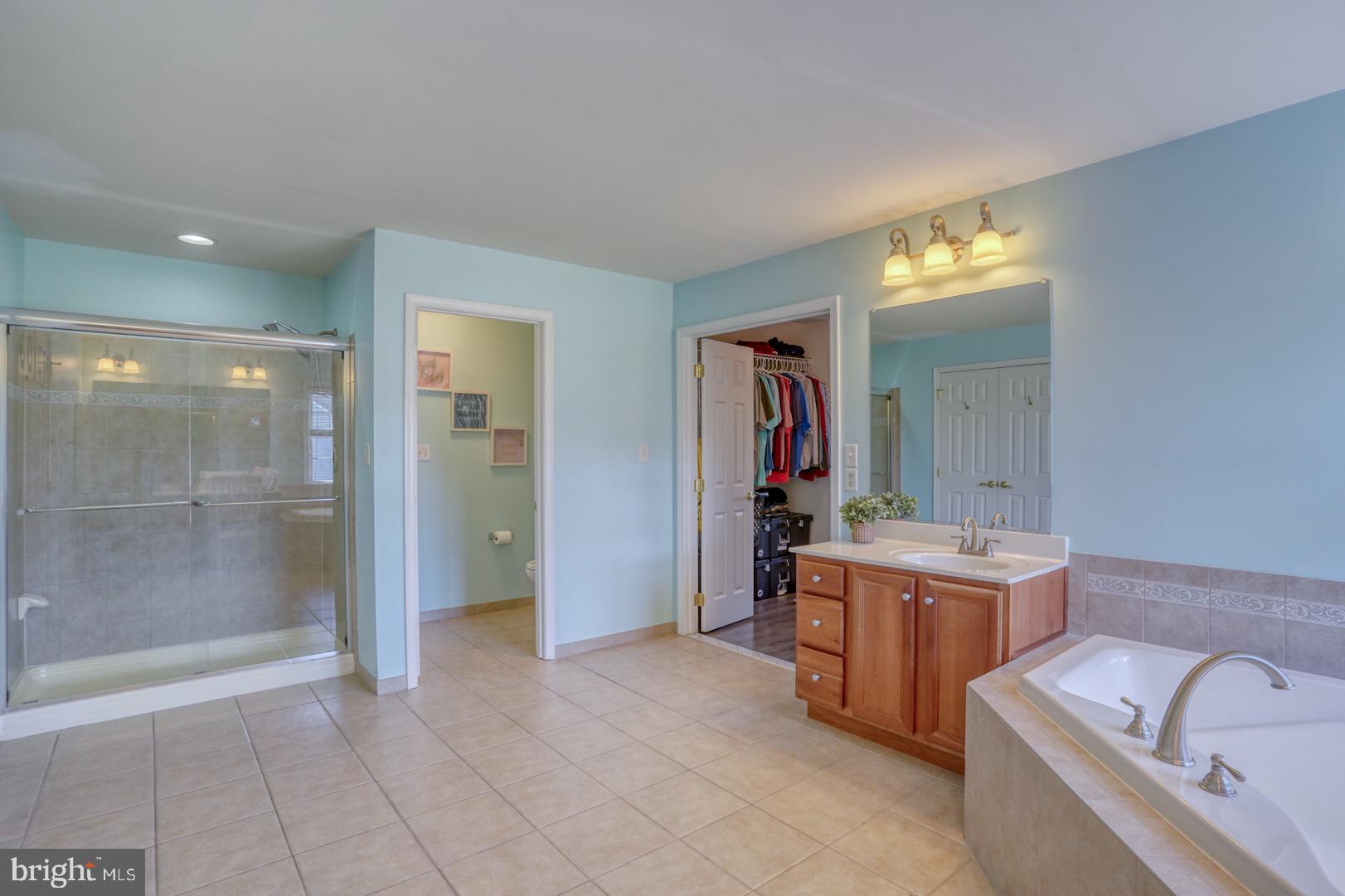 114 Gathering Ct