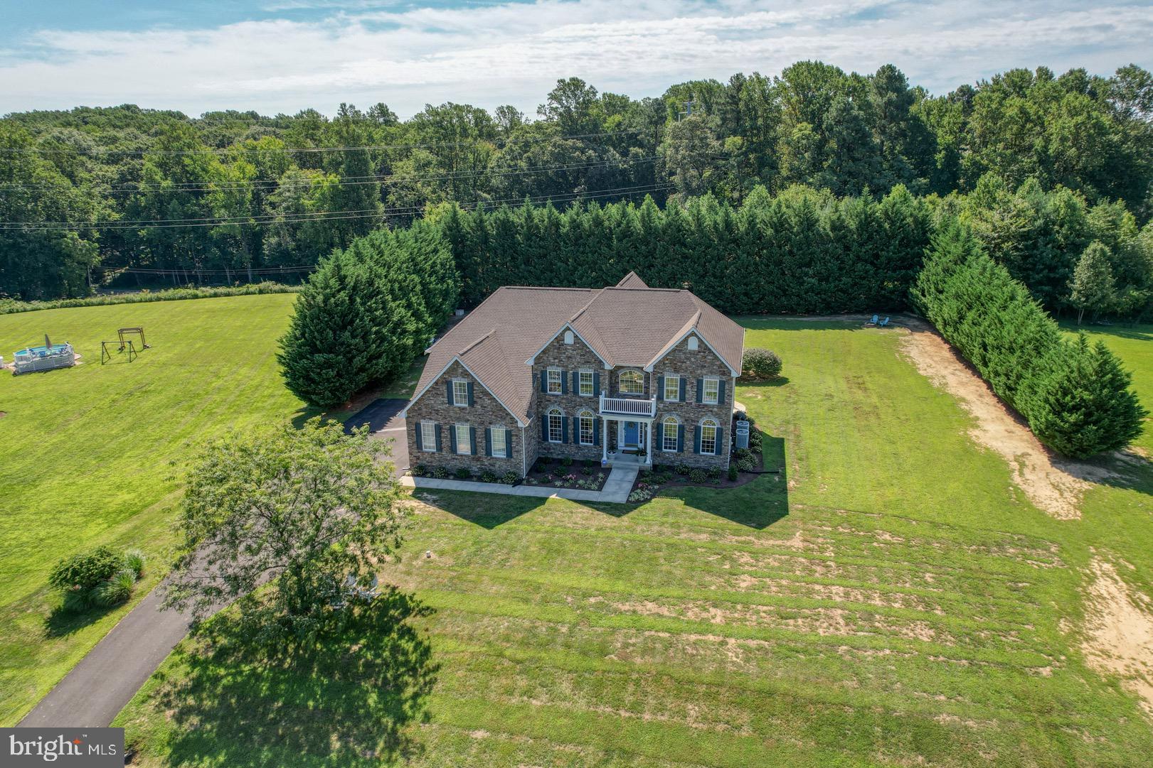 114 Gathering Ct