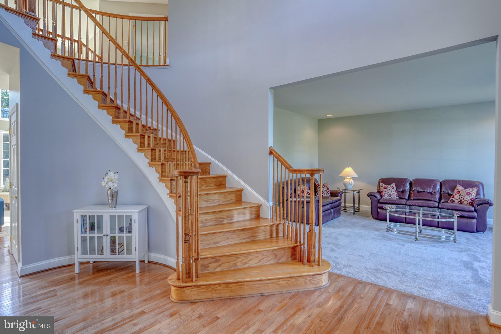 114 Gathering Ct