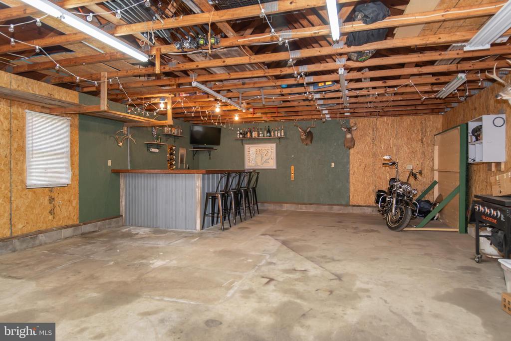 305 Merrick Corner Rd